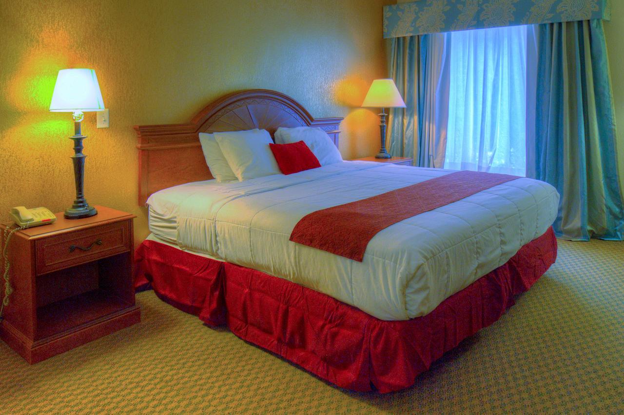 M Hotel