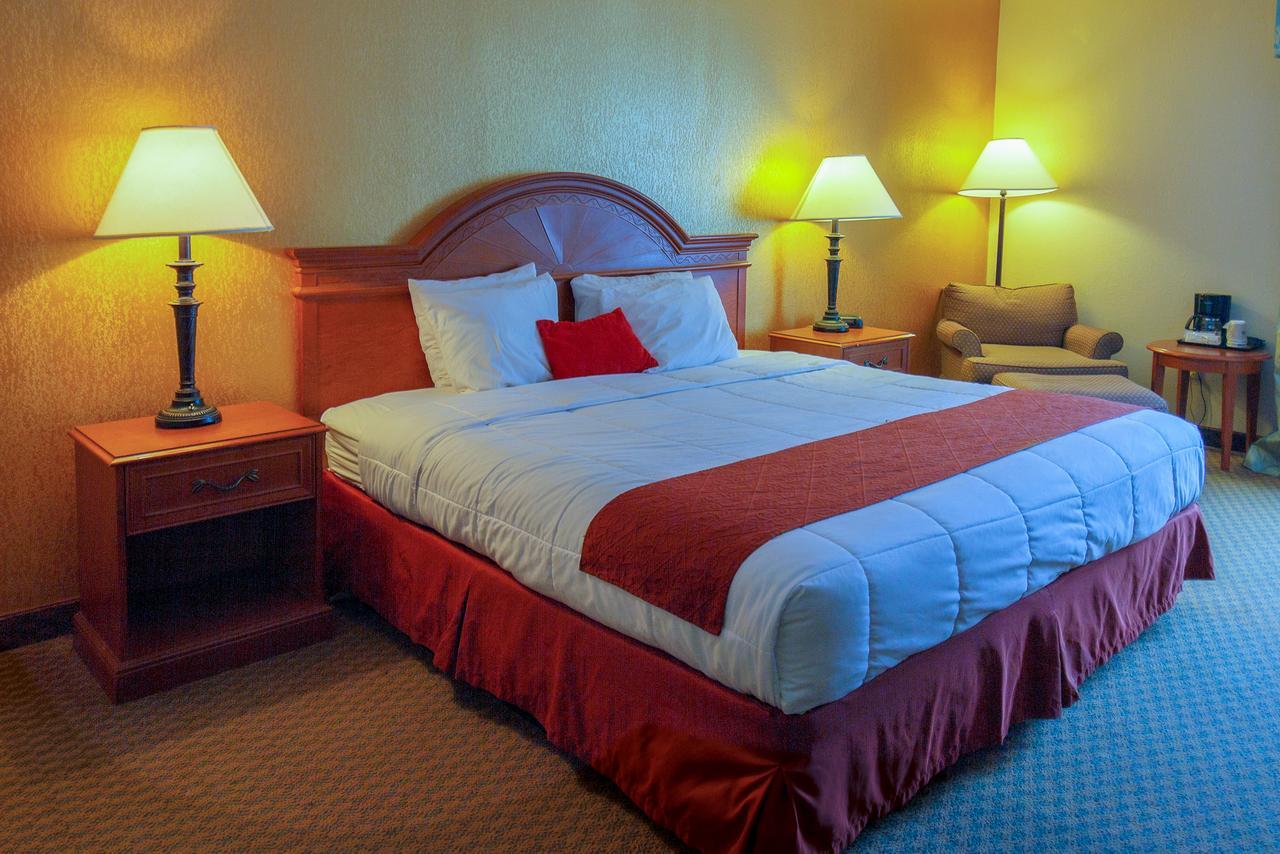 M Hotel 2*